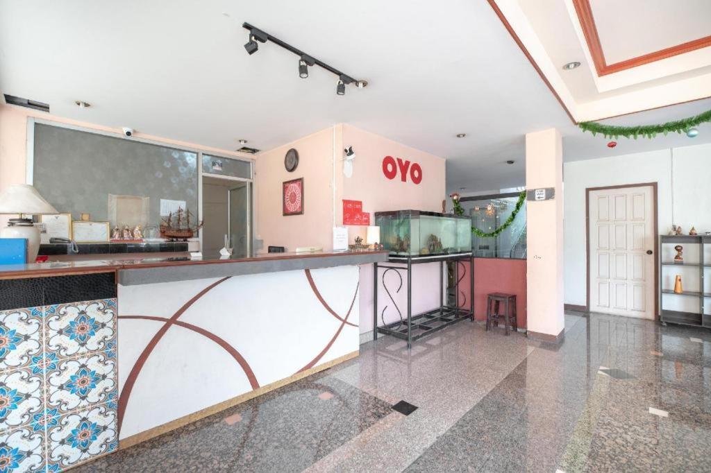Oyo 519 B Min Airport Hotel Bangkok Eksteriør billede