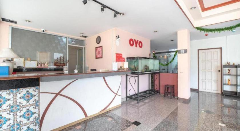 Oyo 519 B Min Airport Hotel Bangkok Eksteriør billede